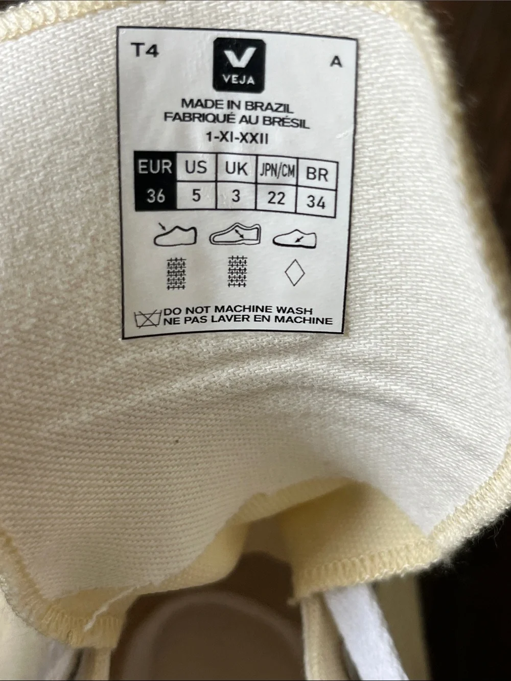 NEW VEJA Watta II High Top Sneakers
